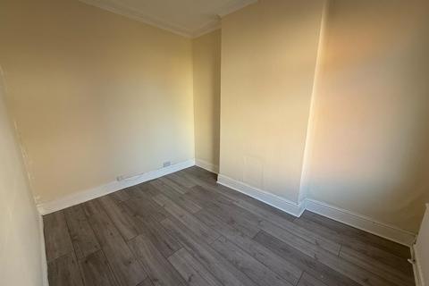 2 bedroom apartment to rent, Arundel Street, DERBY, DE22