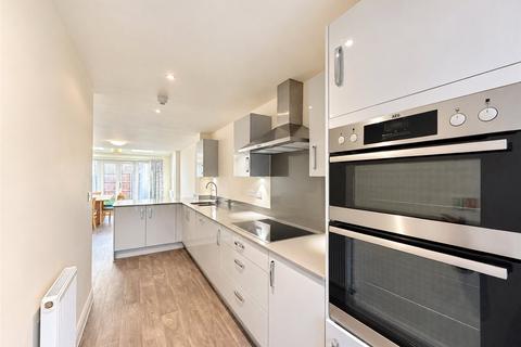 5 bedroom semi-detached house for sale, Beagle Road, Cambridge, CB3