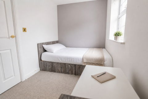 6 bedroom house to rent, Wren Close, Loughborough LE11