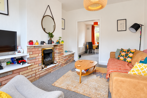 2 bedroom semi-detached house for sale, Shaftesbury Road, Cheadle Heath, SK3