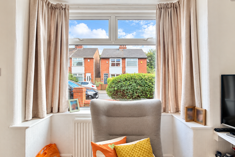2 bedroom semi-detached house for sale, Shaftesbury Road, Cheadle Heath, SK3
