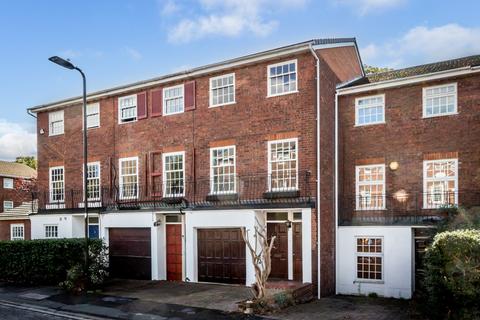 4 bedroom terraced house for sale, Dell Way, London, W13