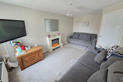 3 bedroom detached house for sale, Mitchells Terrace, Wombwell, S73