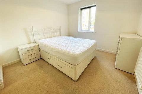 2 bedroom ground floor flat to rent, Firepool View, Taunton TA1