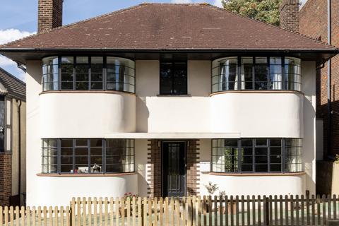 4 bedroom detached house for sale, Morden Hill, Blackheath