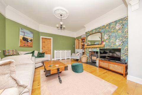 4 bedroom semi-detached house for sale, Crabbe Street, Ipswich