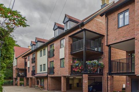 3 bedroom apartment for sale, Ranelagh Road, Malvern