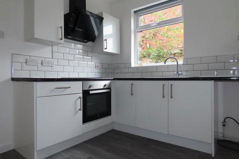 Studio to rent, Flat 2, 66 Albany Street, Spring Bank, HU3 1PN