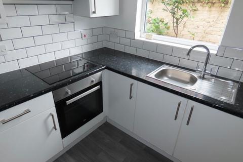 Studio to rent, Flat 2, 66 Albany Street, Spring Bank, HU3 1PN