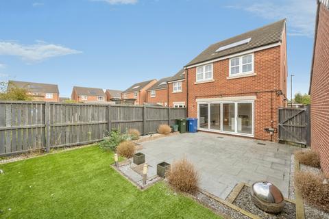 3 bedroom semi-detached house for sale, Blakewood Drive, Blaxton, Doncaster