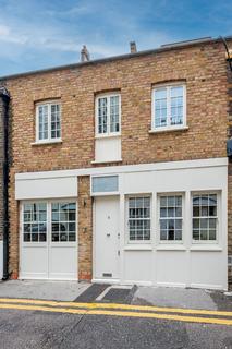 3 bedroom house for sale, Harriet Walk, London