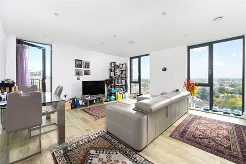 2 bedroom penthouse for sale, Kempton House, Staines TW18
