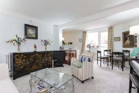 2 bedroom flat for sale, Dorville Crescent, London W6