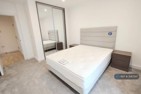 1 bedroom flat to rent, Sibley House, Southall, UB1
