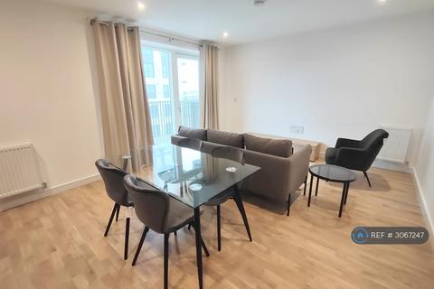 1 bedroom flat to rent, Sibley House, Southall, UB1