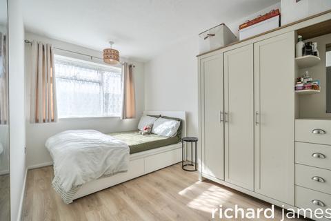 3 bedroom semi-detached house for sale, Conisborough, Toothill, Swindon, SN5
