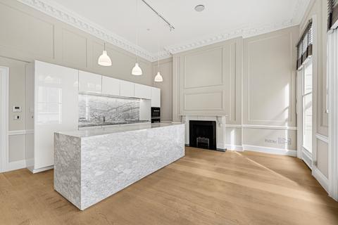 4 bedroom townhouse to rent, New Burlington Street, London, W1S