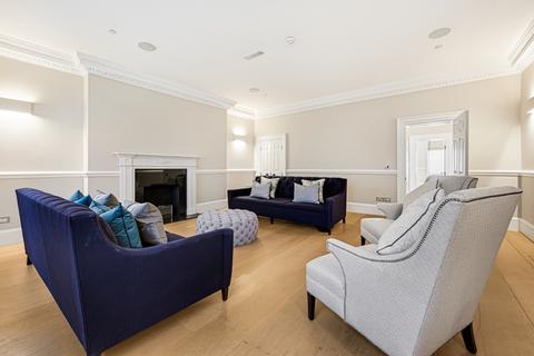 4 bedroom townhouse to rent, New Burlington Street, London, W1S