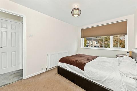 3 bedroom detached house for sale, Bywell Road, DEWSBURY