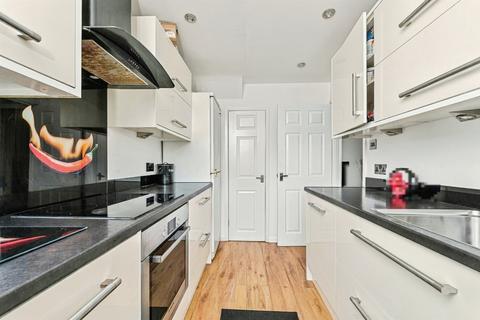 3 bedroom detached house for sale, Bywell Road, DEWSBURY
