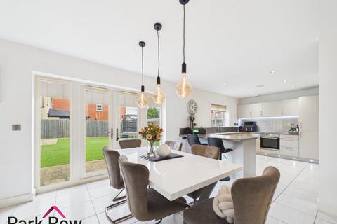 5 bedroom detached house for sale, Fairfield Link, Sherburn In Elmet, Leeds