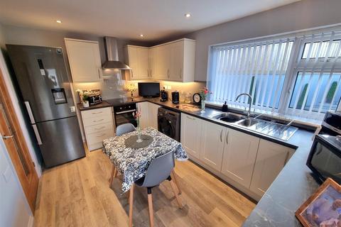 2 bedroom semi-detached bungalow for sale, Hornapark Close, Lifton