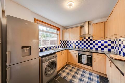 3 bedroom terraced house for sale, Castleton Road, London, SE9