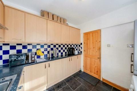 3 bedroom terraced house for sale, Castleton Road, London, SE9
