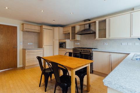 4 bedroom house to rent, Kingfisher Way, Loughborough LE11