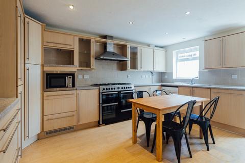 4 bedroom house to rent, Kingfisher Way, Loughborough LE11