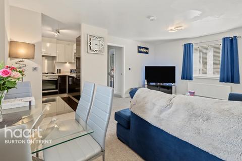 2 bedroom coach house for sale, Ashford Way, Swadlincote