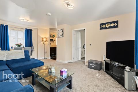 2 bedroom coach house for sale, Ashford Way, Swadlincote