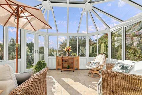 4 bedroom detached house for sale, Ennerdale Avenue, Dewsbury