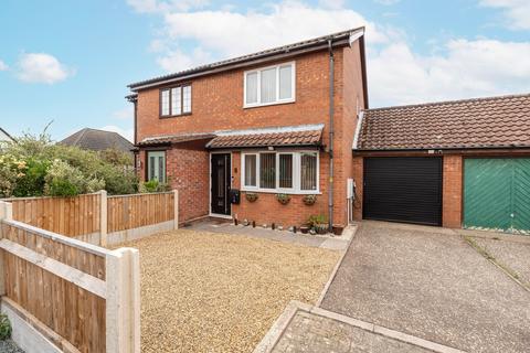 2 bedroom semi-detached house for sale, Wells Avenue, North Walsham