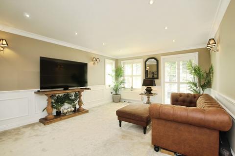 3 bedroom end of terrace house for sale, Sawyers Grove, Brentwood CM15