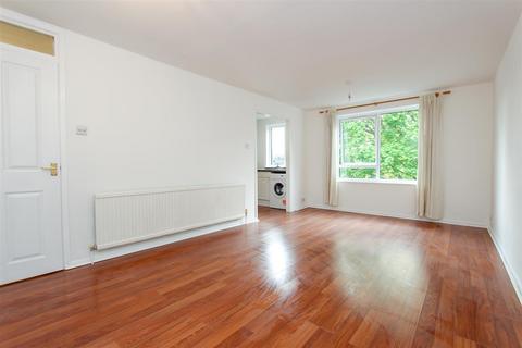 1 bedroom maisonette to rent, Whitehall Road, Uxbridge, UB8
