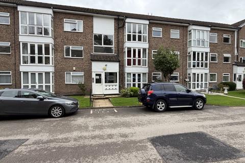 2 bedroom flat to rent, Kay Brow, Ramsbottom, Bury, BL0 9AY