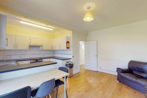 4 bedroom house to rent, Forest Road, Loughborough LE11