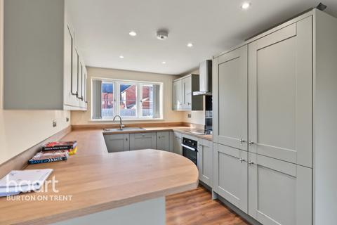 3 bedroom detached house for sale, Porchester Leys, Swadlincote