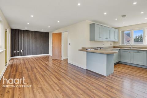 3 bedroom detached house for sale, Porchester Leys, Swadlincote