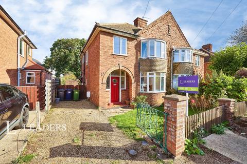 3 bed semi-detached house for rent in Tennis Court Avenue, Huntingdon, PE29
