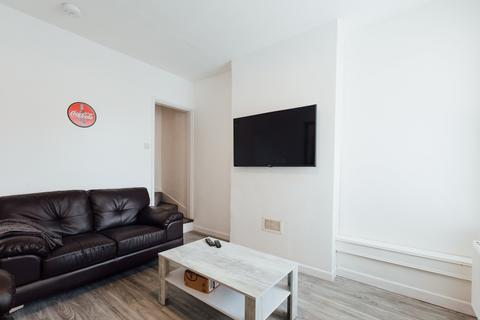 4 bedroom house to rent, Paget Street, Loughborough LE11