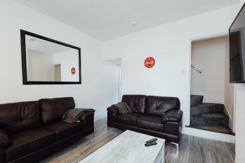4 bedroom house to rent, Paget Street, Loughborough LE11