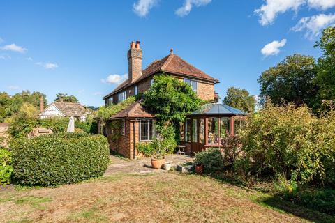 4 bedroom detached house for sale, Wheeler Avenue, Oxted RH8