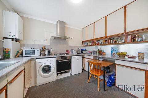 undefined, Corbins Lane, Harrow HA2