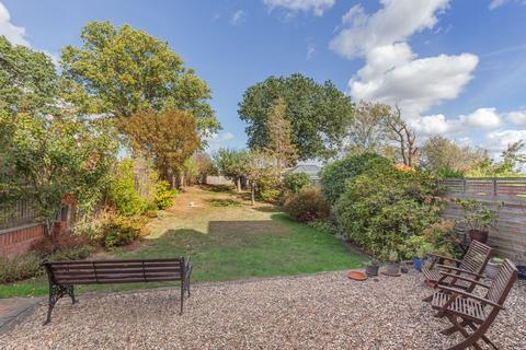 3 bedroom semi-detached house for sale, Enfield EN2
