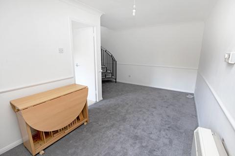 1 bedroom end of terrace house to rent, Wadley Road, London E11