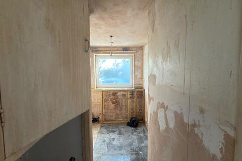 2 bedroom flat for sale, London SE25