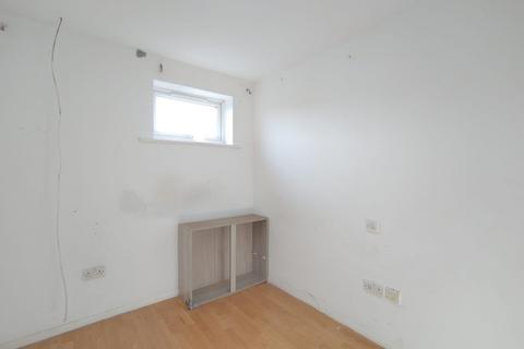 2 bedroom flat for sale, Northolt UB5