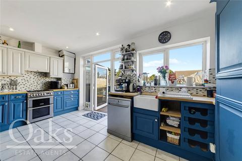 4 bedroom terraced house to rent, Eveline Road, Mitcham